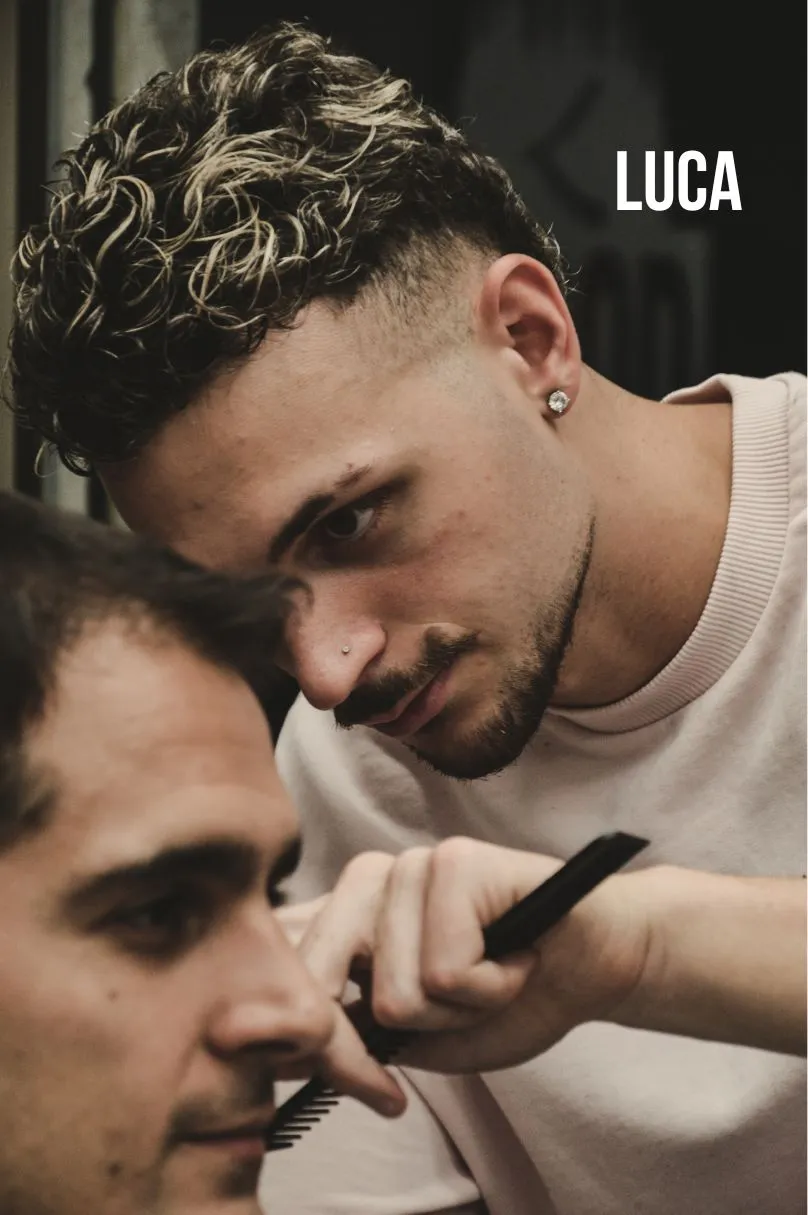 WOOD LUCA - Wood barber Spinea - Barbiere - taglio uomo - Venezia